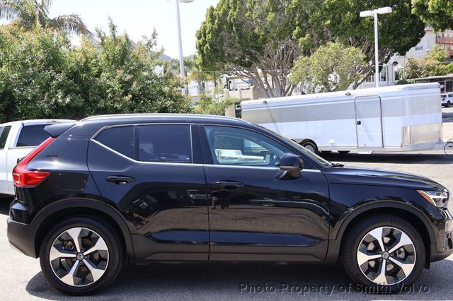 2025 Volvo XC40 B5 AWD Plus Bright Theme - 23019800 - 5