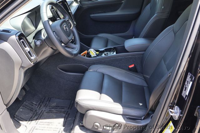 2025 Volvo XC40 B5 AWD Plus Bright Theme - 23019800 - 8