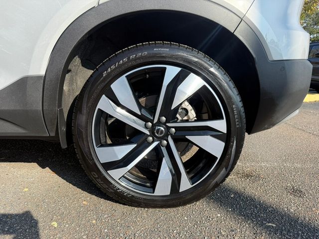 2025 Volvo XC40 B5 AWD Plus Bright Theme - 22954438 - 10