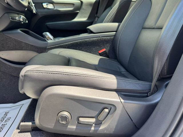 2025 Volvo XC40 B5 AWD Plus Dark Theme - 22848517 - 16