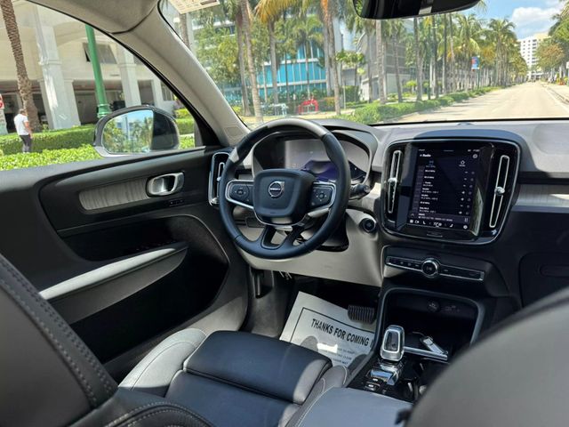 2025 Volvo XC40 B5 AWD Plus Dark Theme - 22848517 - 19