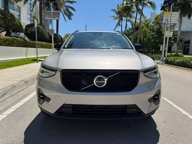 2025 Volvo XC40 B5 AWD Plus Dark Theme - 22848517 - 2