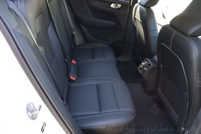 2025 Volvo XC40 B5 AWD Plus Dark Theme - 22940220 - 14