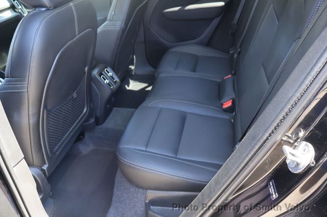 2025 Volvo XC40 B5 AWD Plus Dark Theme - 23070992 - 13