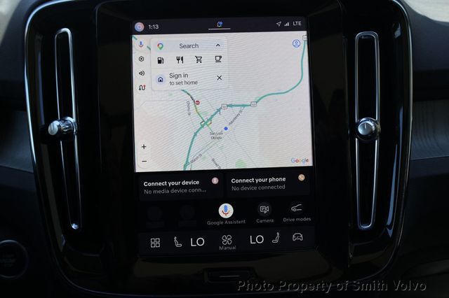2025 Volvo XC40 B5 AWD Plus Dark Theme - 23070992 - 25
