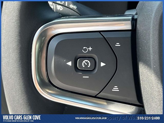2025 Volvo XC40 B5 AWD Ultra Dark Theme - 23012438 - 20