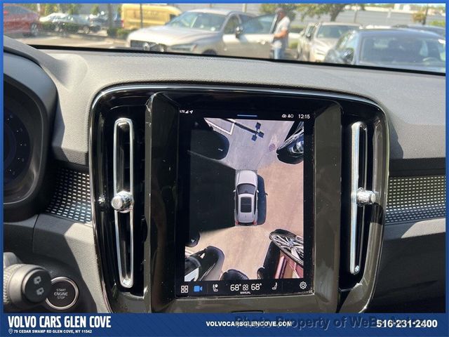 2025 Volvo XC40 B5 AWD Ultra Dark Theme - 23012438 - 26