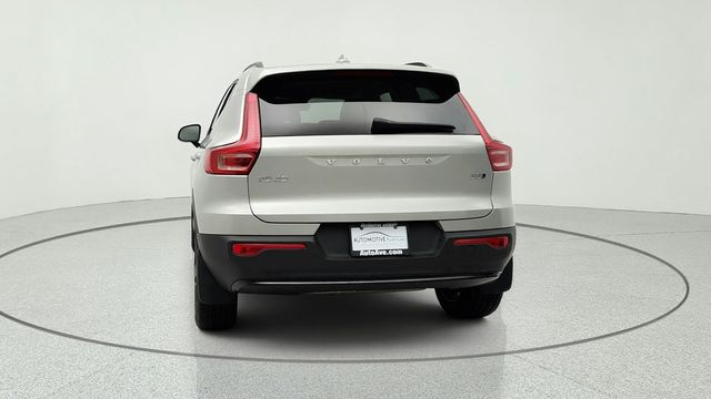 2025 Volvo XC40 B5 AWD Ultra Dark Theme - 23044131 - 5