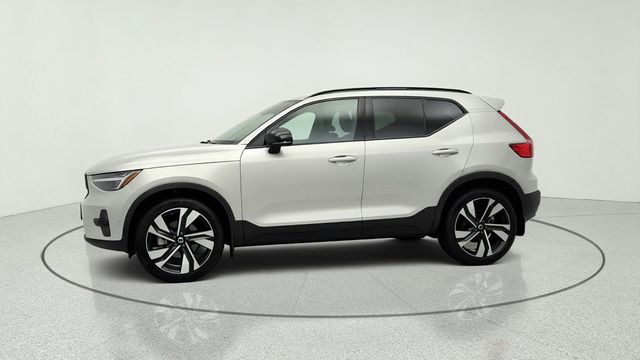 2025 Volvo XC40 B5 AWD Ultra Dark Theme - 23044131 - 7