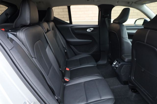 2025 Volvo XC40 Plus Dark Theme - 23032473 - 23