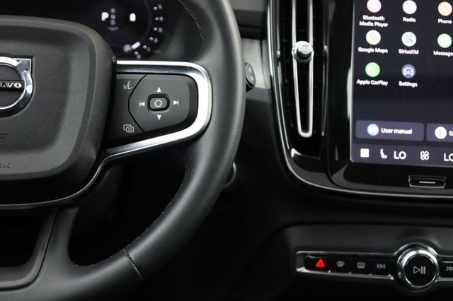 2025 Volvo XC40 Plus Dark Theme - 23032473 - 36
