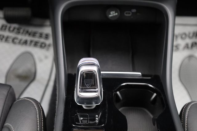 2025 Volvo XC40 Plus Dark Theme - 23032473 - 47