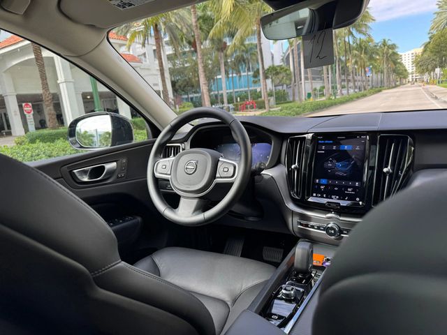 2025 Volvo XC60 B5 AWD Core - 22939713 - 24