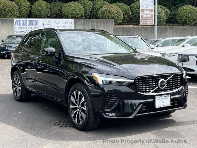 2025 Volvo XC60 Core's photo