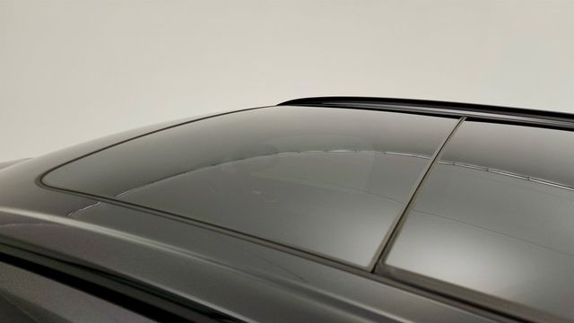 2025 Volvo XC60 B5 AWD Core with 19'' Wheels + Protection & Climate Packages - 22971165 - 9