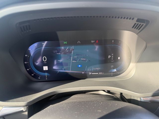 2025 Volvo XC60 B5 AWD Plus - 22988004 - 4