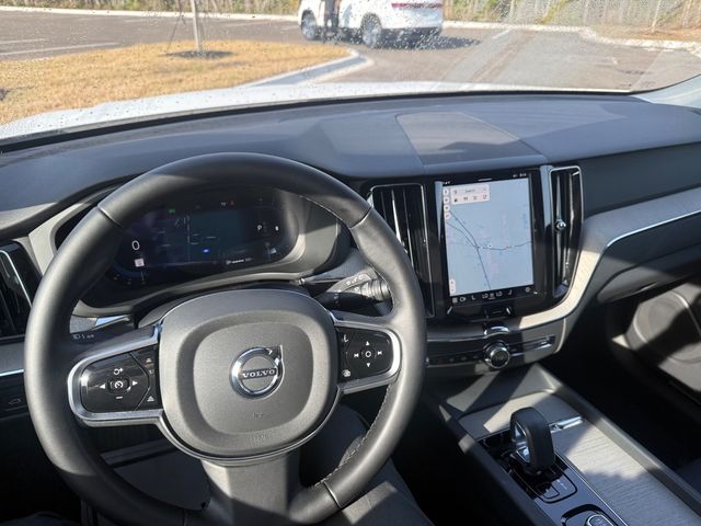 2025 Volvo XC60 B5 AWD Plus - 22988004 - 5