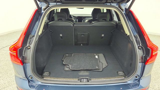 2025 Volvo XC60 B5 AWD Plus - 23001258 - 20