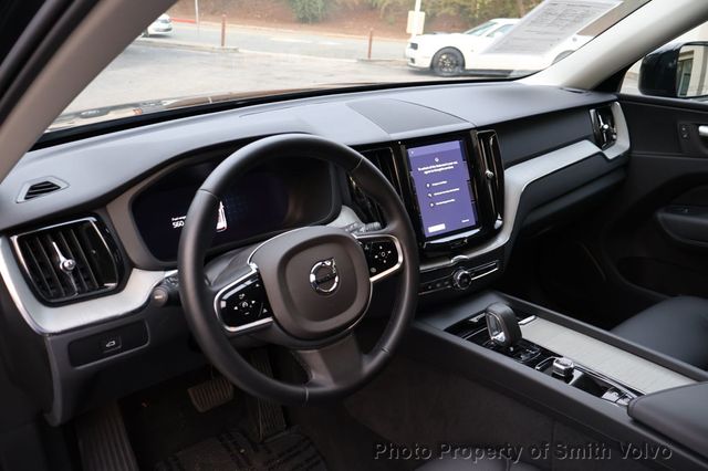 2025 Volvo XC60 B5 AWD Plus - 22962655 - 8