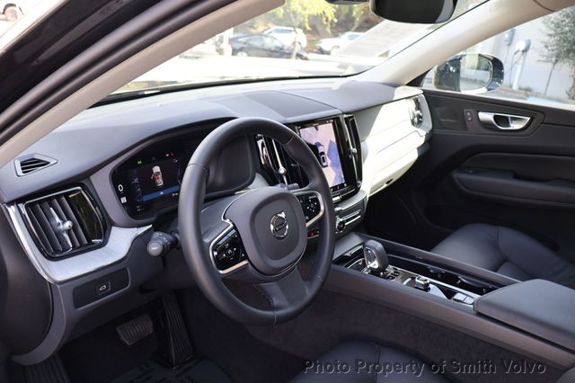 2025 Volvo XC60 B5 AWD Plus - 22982036 - 9