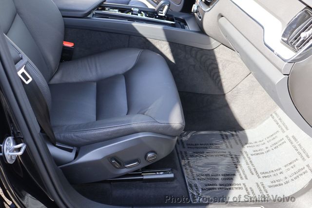 2025 Volvo XC60 B5 AWD Plus - 22982036 - 16