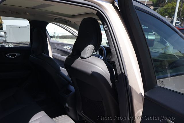 2025 Volvo XC60 B5 AWD Plus - 23026540 - 18
