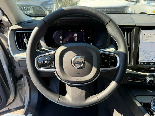 2025 Volvo XC60 B5 AWD Plus - 22954447 - 4