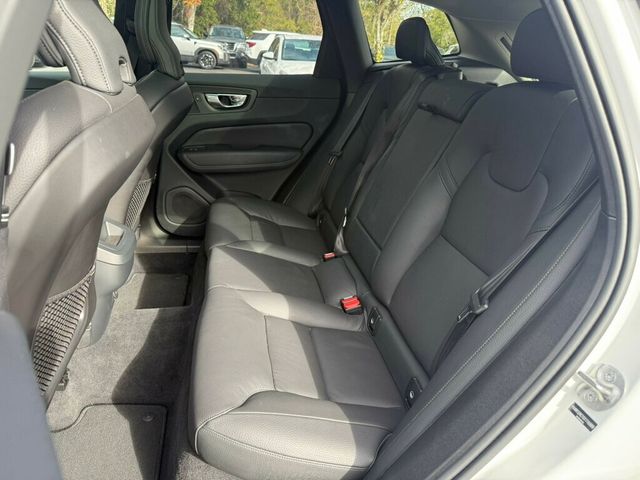 2025 Volvo XC60 B5 AWD Plus - 22960704 - 8