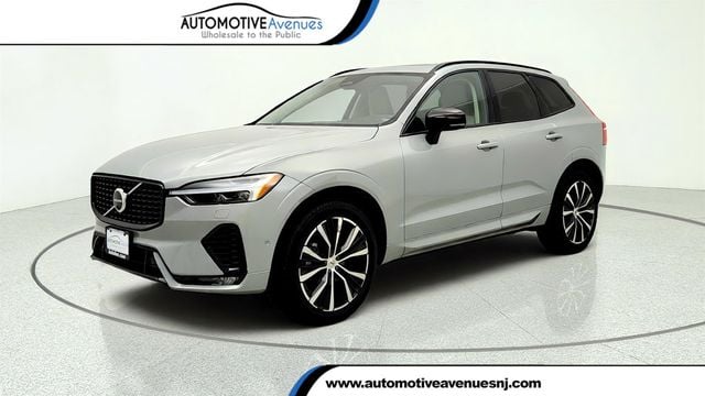 2025 Volvo XC60 B5 AWD Plus w/ 20'' Black Diamond Cut Alloy Wheels & Climate Pkg - 23057829 - 0