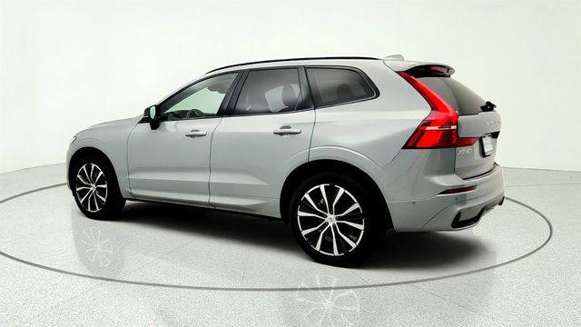 2025 Volvo XC60 B5 AWD Plus w/ 20'' Black Diamond Cut Alloy Wheels & Climate Pkg - 23057829 - 6