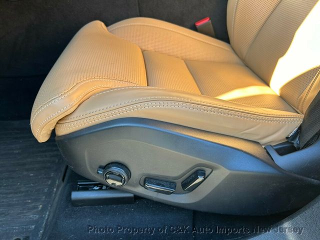 2025 Volvo XC60 B5 AWD Ultra - 22953070 - 25