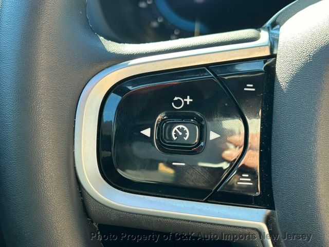 2025 Volvo XC60 B5 AWD Ultra - 22953070 - 37