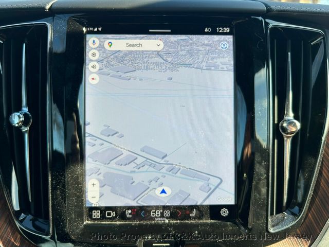 2025 Volvo XC60 B5 AWD Ultra - 22953070 - 45