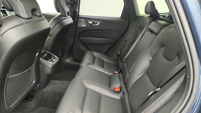 2025 Volvo XC60 B5 AWD Ultra w/ B&W Premium Sound & Active Chassis - 23015758 - 20