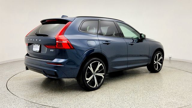 2025 Volvo XC60 B5 AWD Ultra w/ B&W Premium Sound & Active Chassis - 23015758 - 4