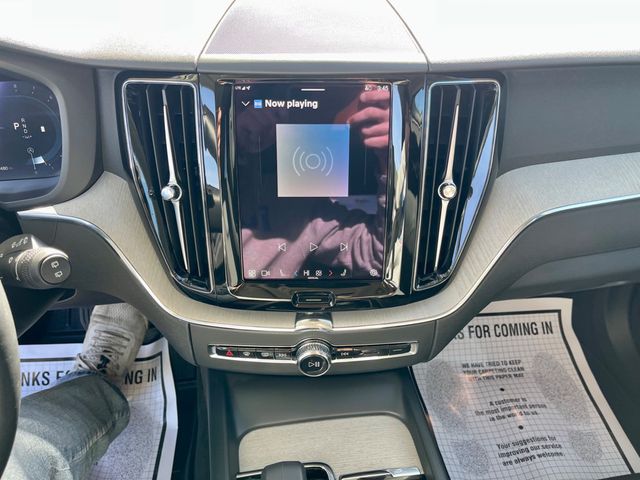 2025 VOLVO XC60 PLUS DARK THEME - 22989784 - 15