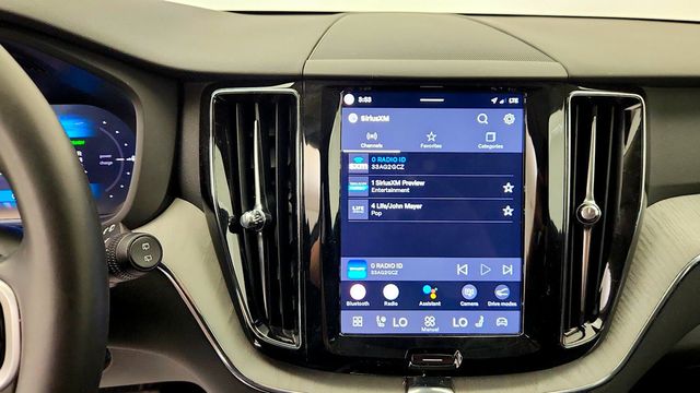 2025 Volvo XC60 Plug-In Hybrid T8 AWD Plus - 23083369 - 18