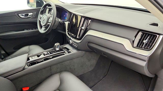 2025 Volvo XC60 Plug-In Hybrid T8 AWD Plus - 23083369 - 23