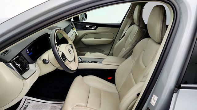2025 Volvo XC60 Plug-In Hybrid T8 AWD Ultra w/ Climate Pkg & 21'' Black Diamond Cut Wheels - 23089268 - 18