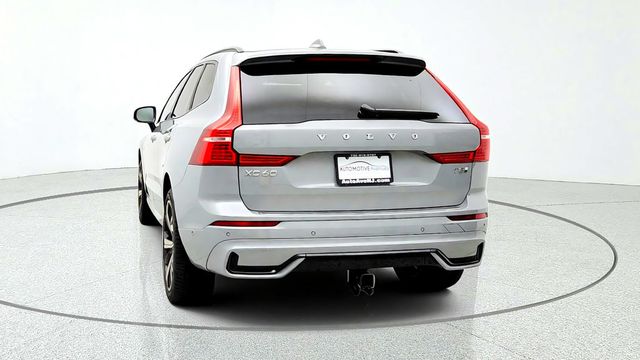 2025 Volvo XC60 Plug-In Hybrid T8 AWD Ultra w/ Climate Pkg & 21'' Black Diamond Cut Wheels - 23089268 - 5