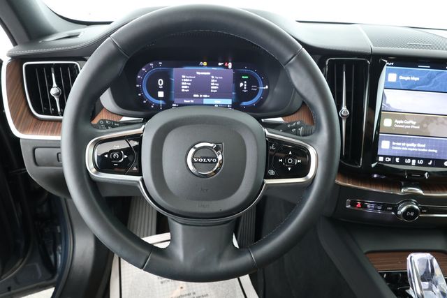 2025 Volvo XC60 Plug-In Hybrid T8 AWD Ultra with 22'' Wheels + Protection & Climate Packages - 22912092 - 10