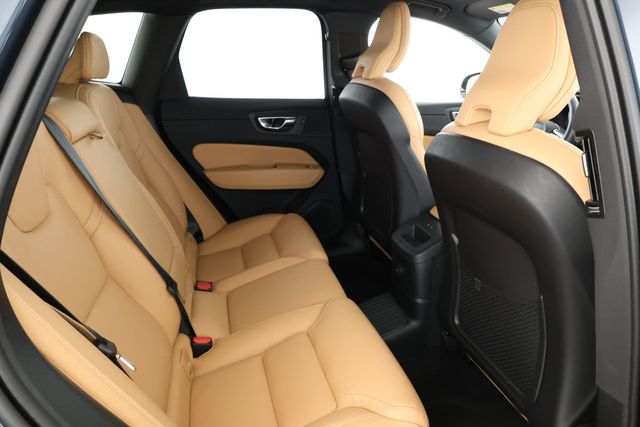 2025 Volvo XC60 Plug-In Hybrid T8 AWD Ultra with 22'' Wheels + Protection & Climate Packages - 22912092 - 20