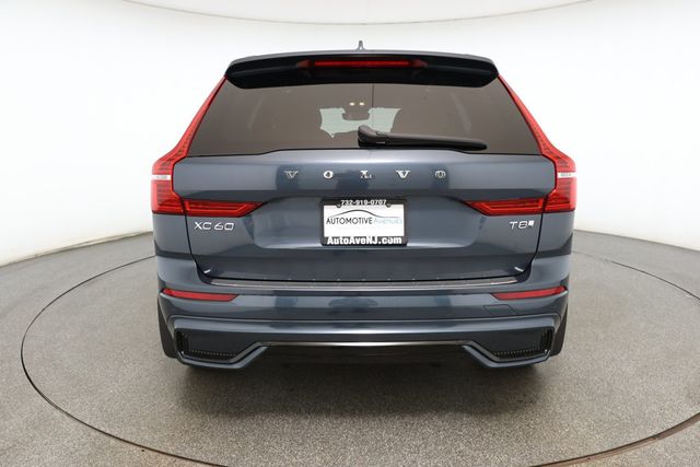 2025 Volvo XC60 Plug-In Hybrid T8 AWD Ultra with 22'' Wheels + Protection & Climate Packages - 22912092 - 4