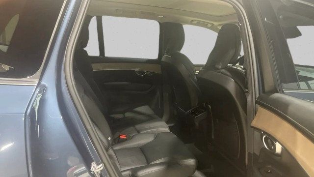2025 Volvo XC90 2025.5 B5 AWD Plus 7-Seater - 23037356 - 18