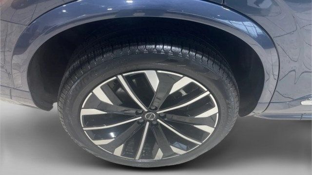 2025 Volvo XC90 2025.5 B5 AWD Plus 7-Seater - 23037356 - 5