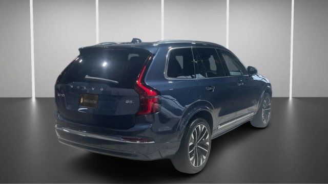 2025 Volvo XC90 2025.5 B5 AWD Plus 7-Seater - 23037356 - 8