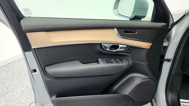 2025 Volvo XC90 2025.5 B5 AWD Plus 7-Seater - 22967458 - 10