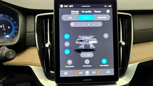 2025 Volvo XC90 2025.5 B5 AWD Plus 7-Seater - 22967458 - 17