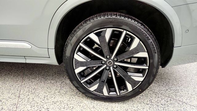 2025 Volvo XC90 2025.5 B5 AWD Plus 7-Seater - 22967458 - 8
