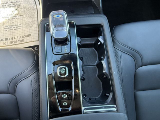 2025 Volvo XC90 2025.5 B6 AWD Plus 6-Seater w/ harman/kardon Audio & 22in Wheels - 23082858 - 18